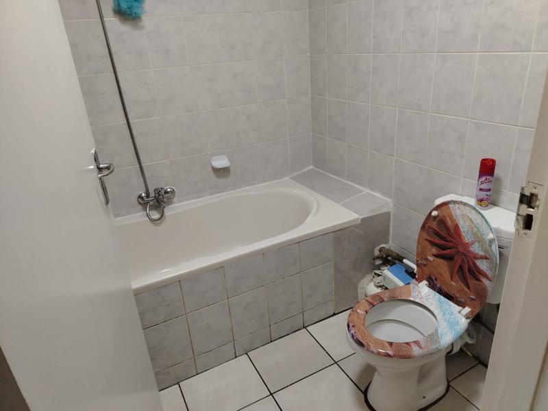 1 Bedroom Property for Sale in Parow Western Cape